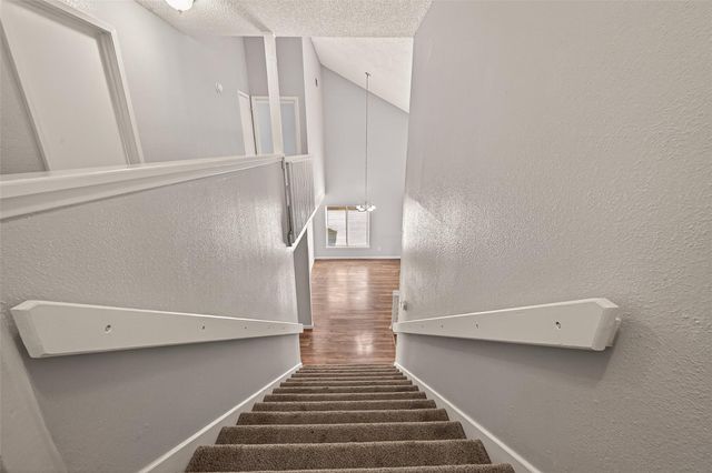 1806 Foxlake Dr, Houston, TX 77084