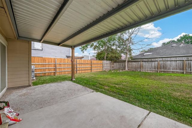 1806 Foxlake Dr, Houston, TX 77084