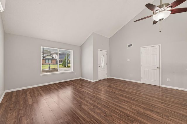 1806 Foxlake Dr, Houston, TX 77084