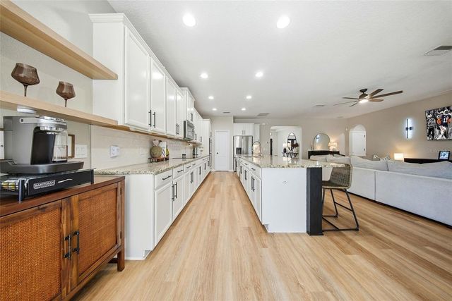 32306 GARDEN ALCOVE LOOP, Wesley Chapel, FL 33545