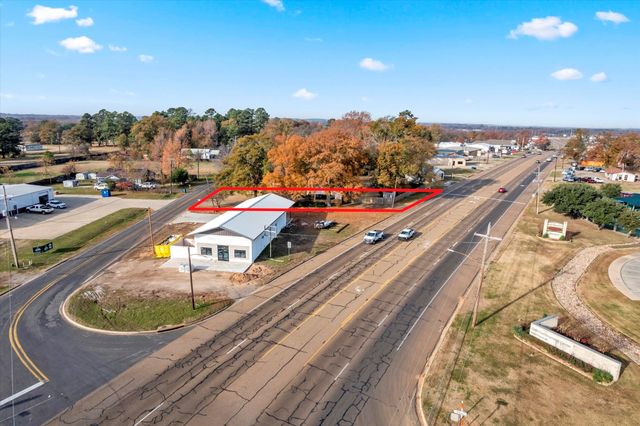 1702 W First Street, Mt Pleasant, TX 75455