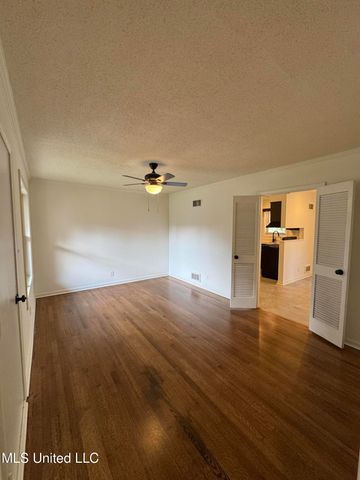 2283 Natchez Cove, Southaven, MS 38671