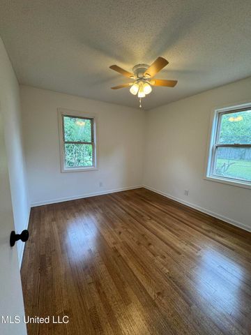 2283 Natchez Cove, Southaven, MS 38671
