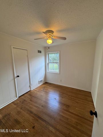 2283 Natchez Cove, Southaven, MS 38671