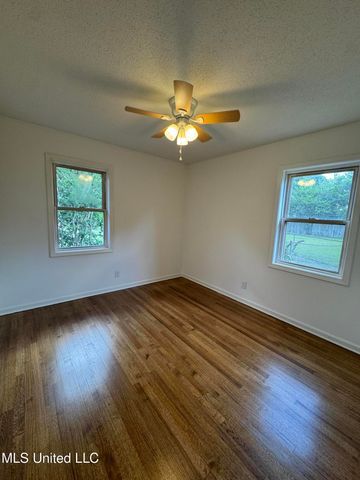 2283 Natchez Cove, Southaven, MS 38671