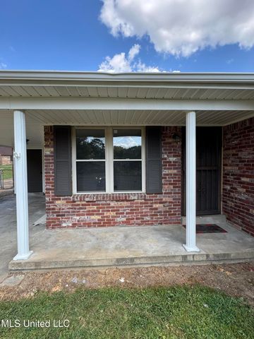 2283 Natchez Cove, Southaven, MS 38671
