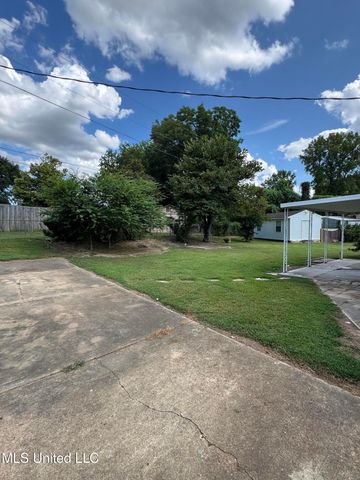 2283 Natchez Cove, Southaven, MS 38671