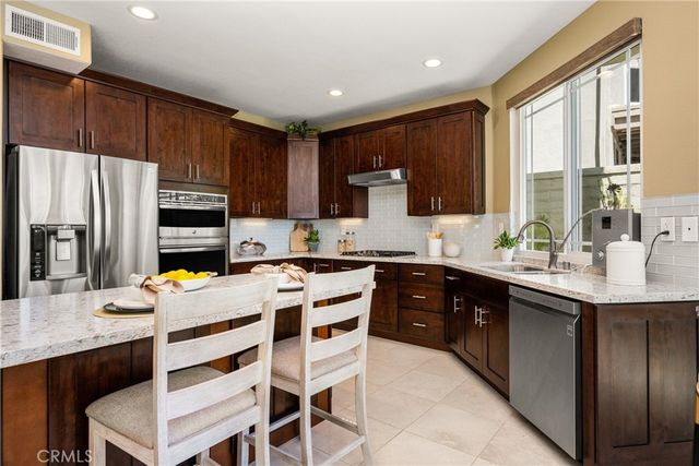 4 Santa Rita, Lake Forest, CA 92610