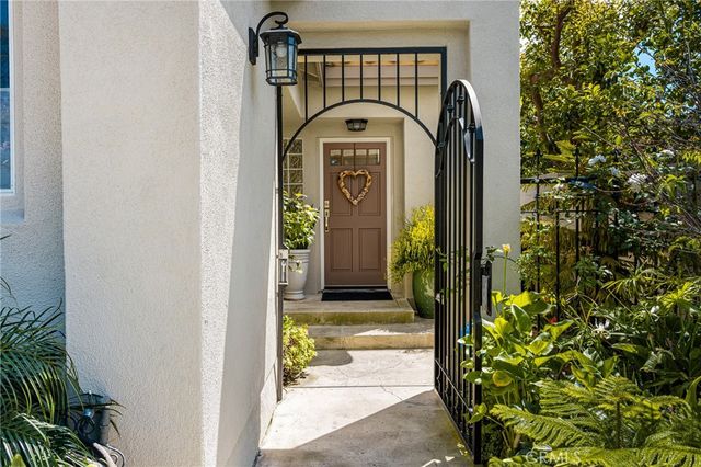 4 Santa Rita, Lake Forest, CA 92610