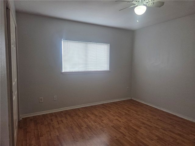 5218 Lethaby Dr, Corpus Christi, TX 78413