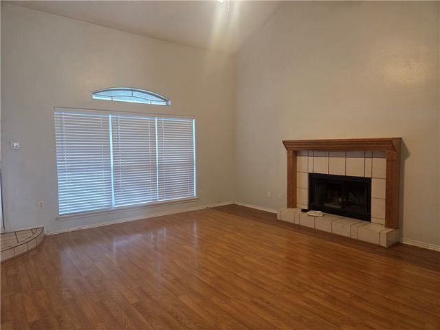 5218 Lethaby Dr, Corpus Christi, TX 78413