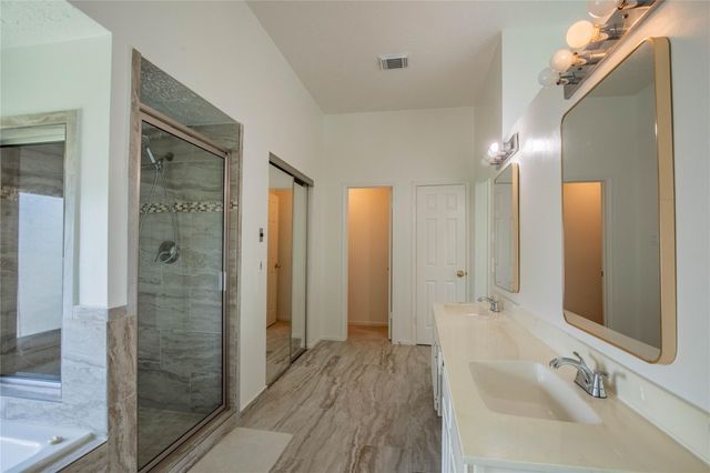 14334 Little Willow Walk, Houston, TX 77062