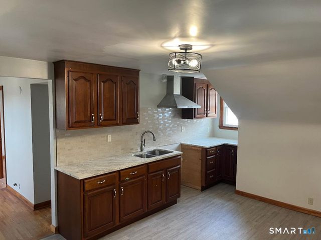 1106 Main Street, Watertown, CT 06795