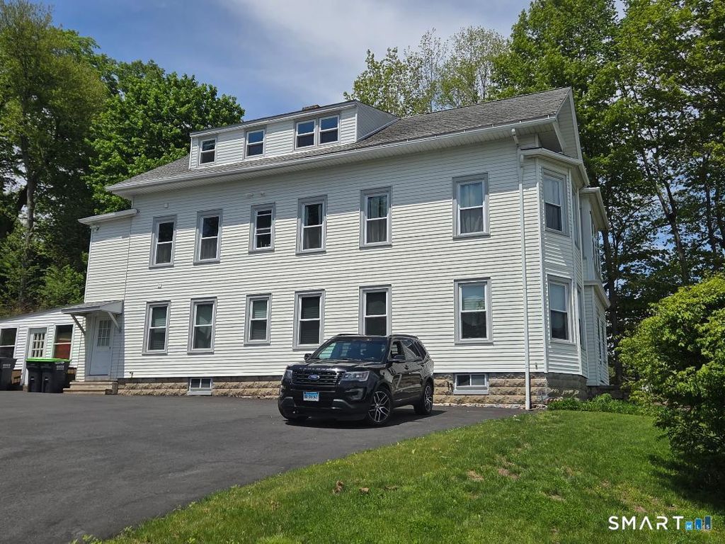 1106 Main Street, Watertown, CT 06795