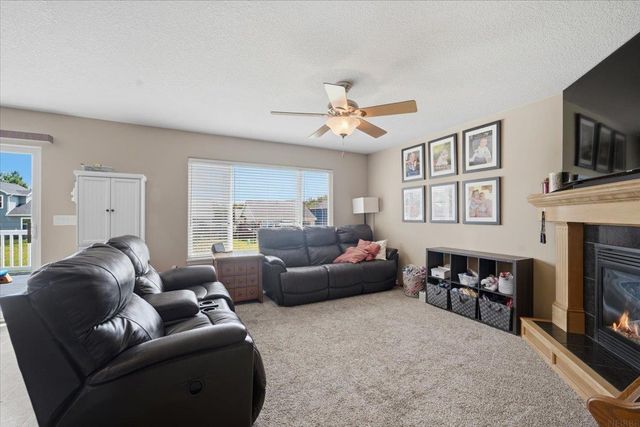 4922 Millenium Drive, Cedar Falls, IA 50613