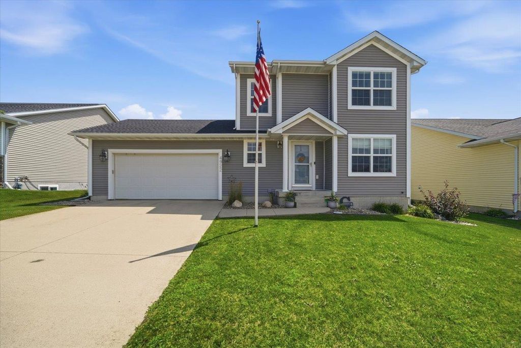 4922 Millenium Drive, Cedar Falls, IA 50613