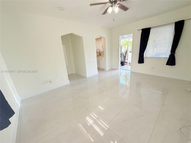 254 E Dania Beach Blvd 8, Dania Beach, FL 33004