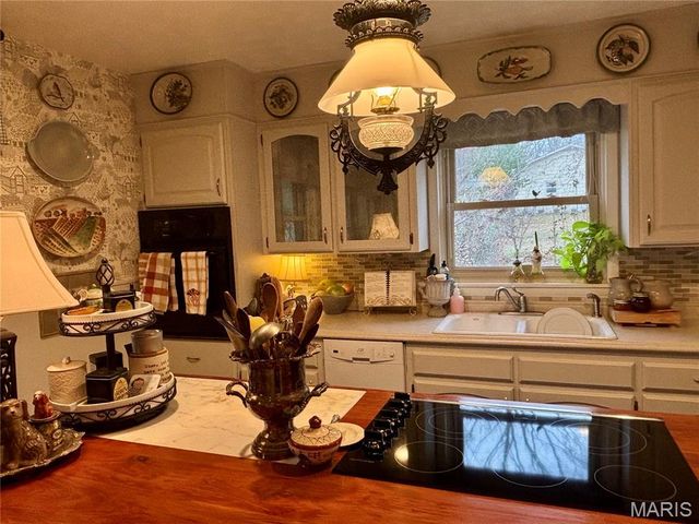 501 Lovers Lane, Rolla, MO 65401