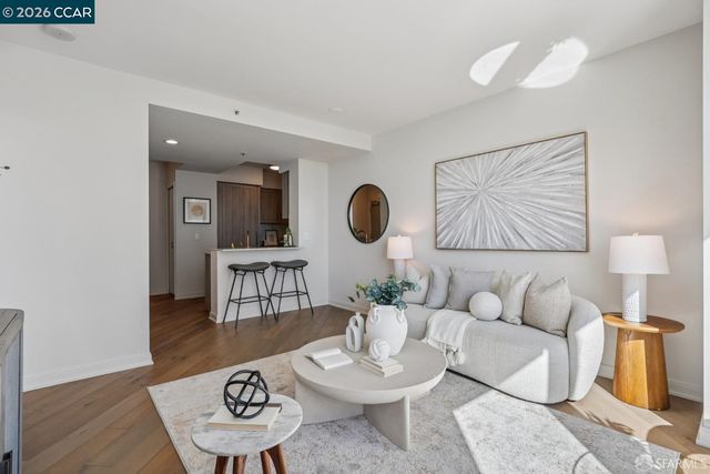 401 Harrison St 10E, San Francisco, CA 94105