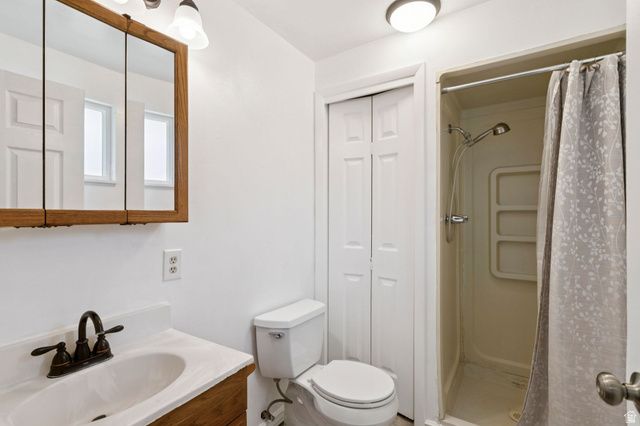 664 E 5720 S, Murray, UT 84107