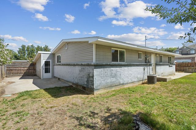 664 E 5720 S, Murray, UT 84107