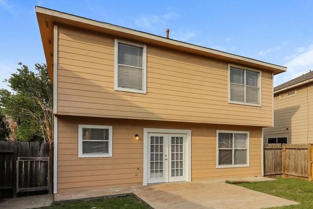7423 Village Lake Drive, Cypress, TX 77433
