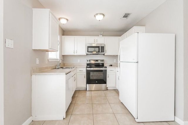 7423 Village Lake Drive, Cypress, TX 77433