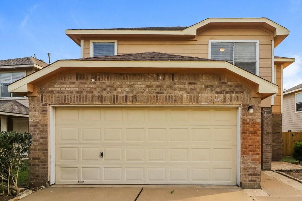 7423 Village Lake Drive, Cypress, TX 77433