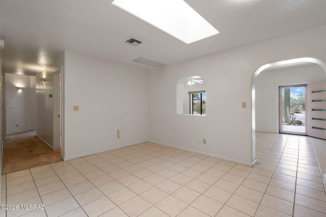 3232 N Olsen Avenue, Tucson, AZ 85719