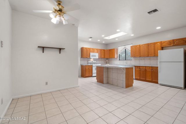 3232 N Olsen Avenue, Tucson, AZ 85719