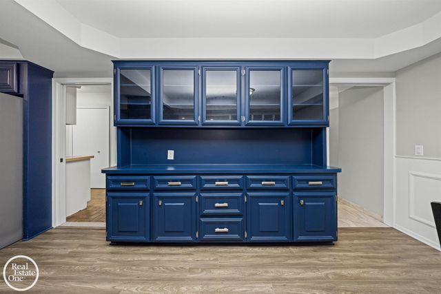 21516 Raven Avenue, Eastpointe, MI 48021