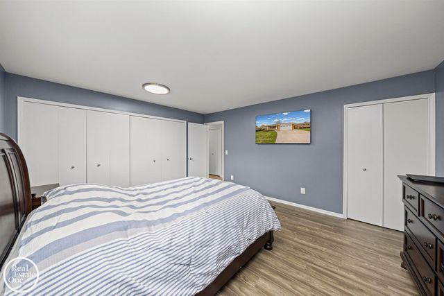 21516 Raven Avenue, Eastpointe, MI 48021