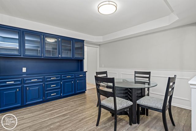 21516 Raven Avenue, Eastpointe, MI 48021