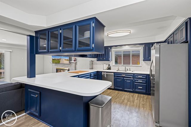 21516 Raven Avenue, Eastpointe, MI 48021