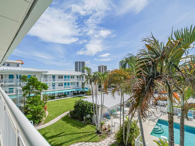 37 Yacht Club Drive 310, North Palm Beach, FL 33408