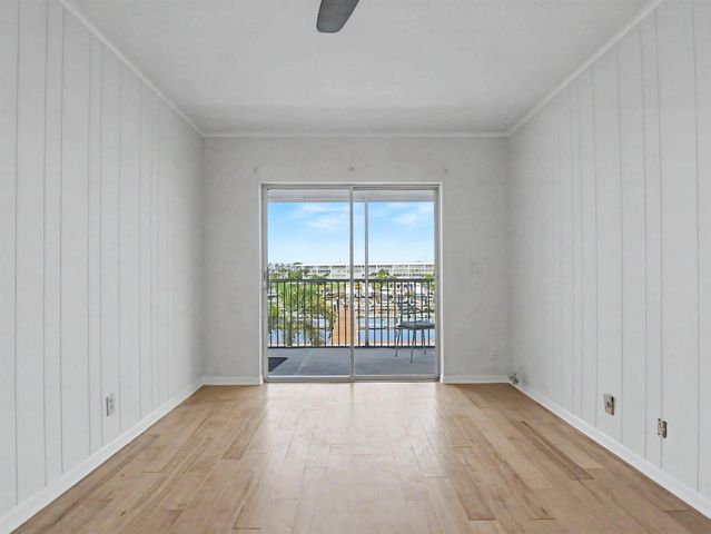 37 Yacht Club Drive 310, North Palm Beach, FL 33408