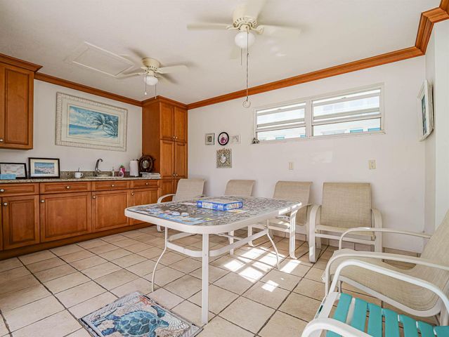 37 Yacht Club Drive 310, North Palm Beach, FL 33408