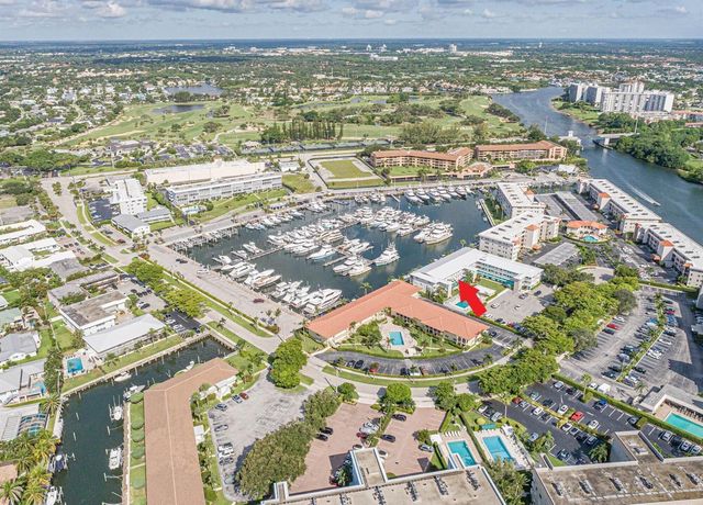 37 Yacht Club Drive 310, North Palm Beach, FL 33408