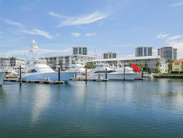 37 Yacht Club Drive 310, North Palm Beach, FL 33408