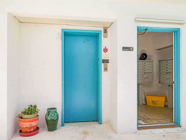 37 Yacht Club Drive 310, North Palm Beach, FL 33408