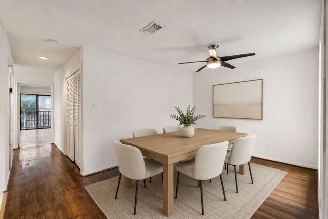 2829 Timmons Lane 146, Houston, TX 77027