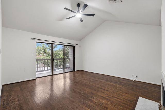 2829 Timmons Lane 146, Houston, TX 77027
