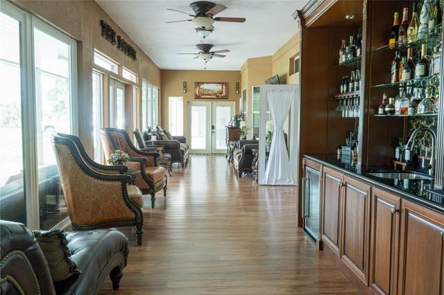 37180 COUNTY ROAD 452, Grand Island, FL 32735