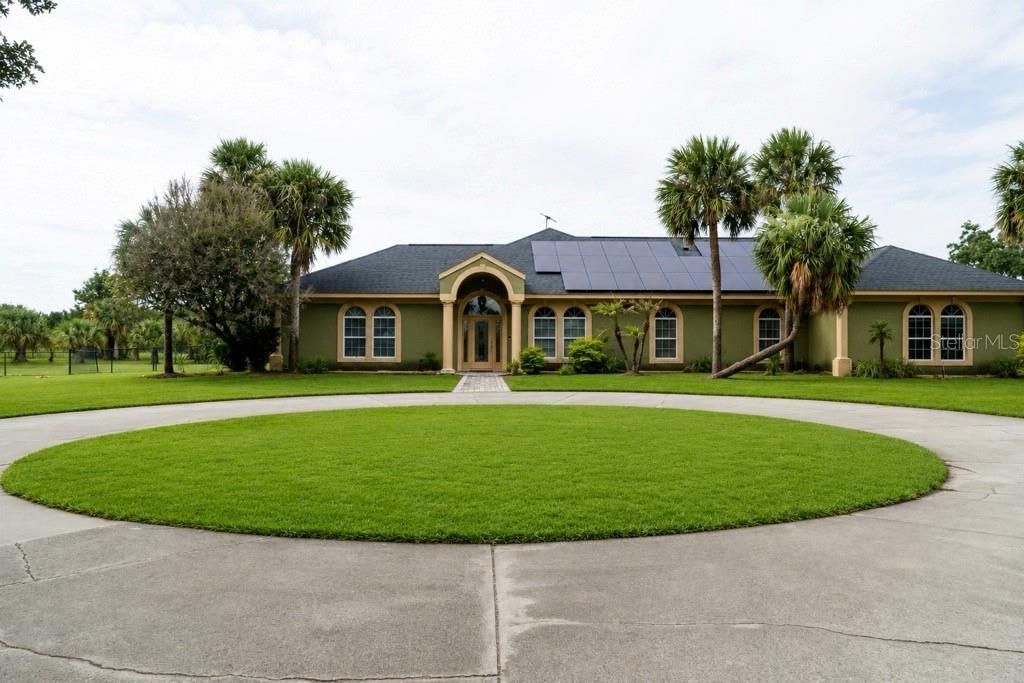 37180 COUNTY ROAD 452, Grand Island, FL 32735