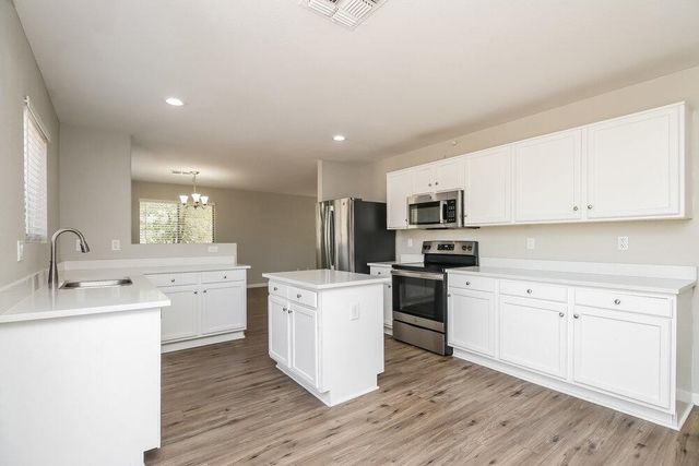 1198 E Dust Devil Drive, San Tan Valley, AZ 85143
