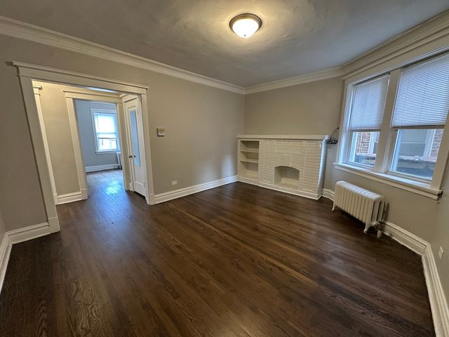 6343 N Claremont Avenue 1E, Chicago, IL 60659