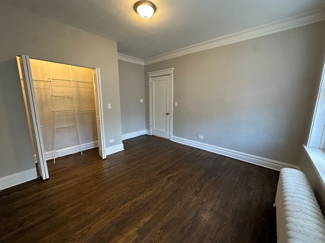 6343 N Claremont Avenue 1E, Chicago, IL 60659