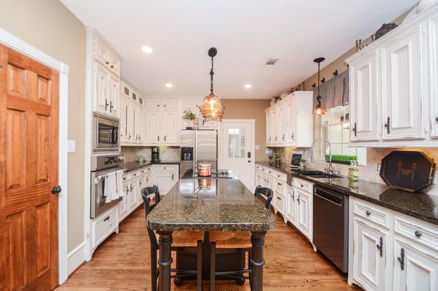 14210 Championship Lane, Houston, TX 77069