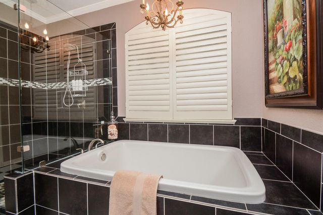 14210 Championship Lane, Houston, TX 77069