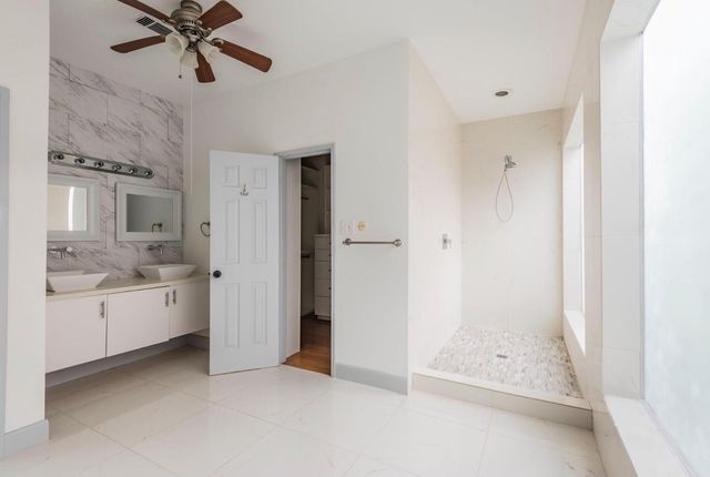 1022 Forest Home Drive, Houston, TX 77077